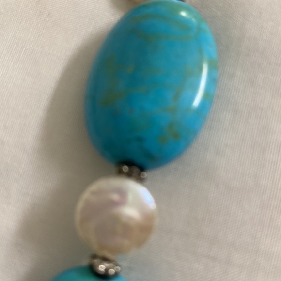 Blue stone necklace with fresh water pearls - Picture 5 of 6